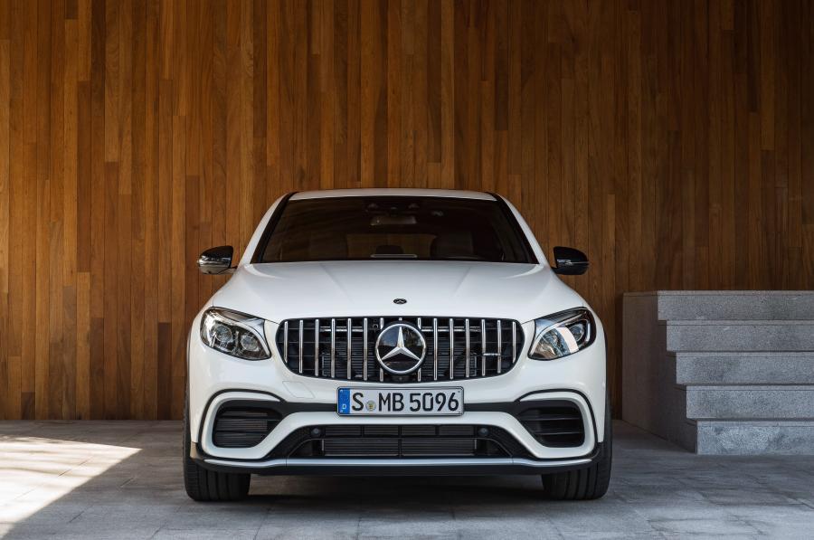  Mercedes-AMG GLC63 S 4Matic+ Coupe (C253) 2017 года  (WW) (фото 5 из 63)